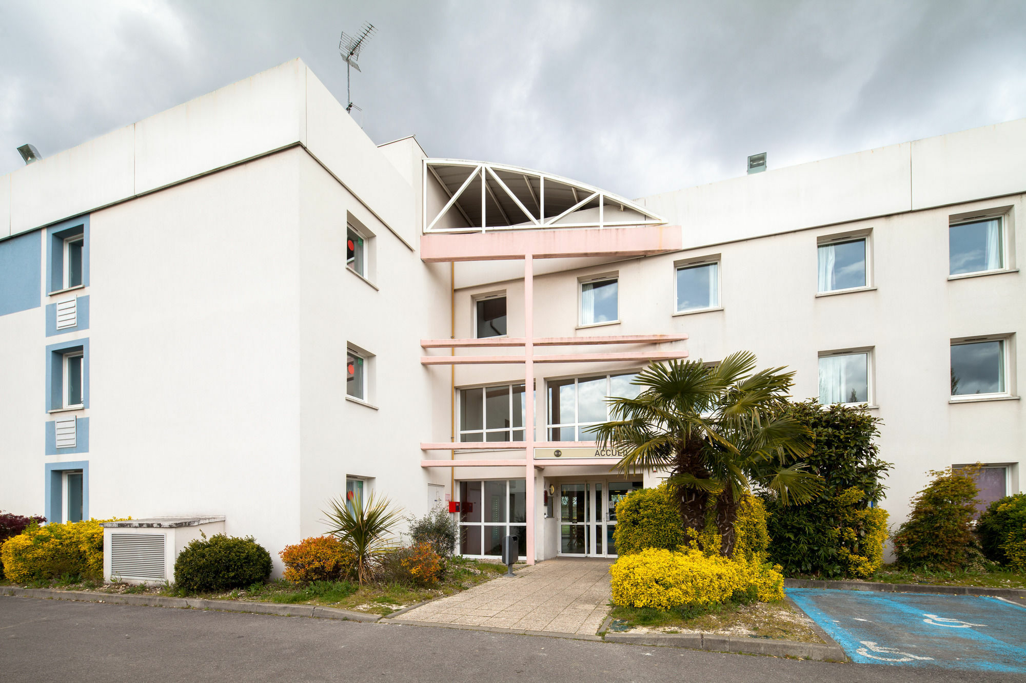 B&B Hôtel BEAUVAIS Allonne  Exterior foto
